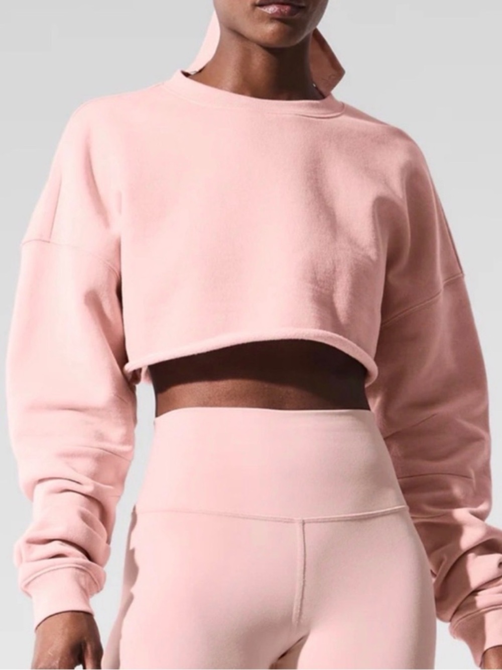 ALO Yoga Cropped Crewneck Sweatshirt in Pink Quartz